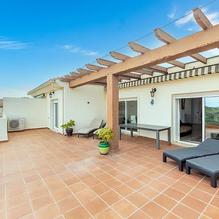 Fantastic 4 Bed La Cala Hills Apartment *