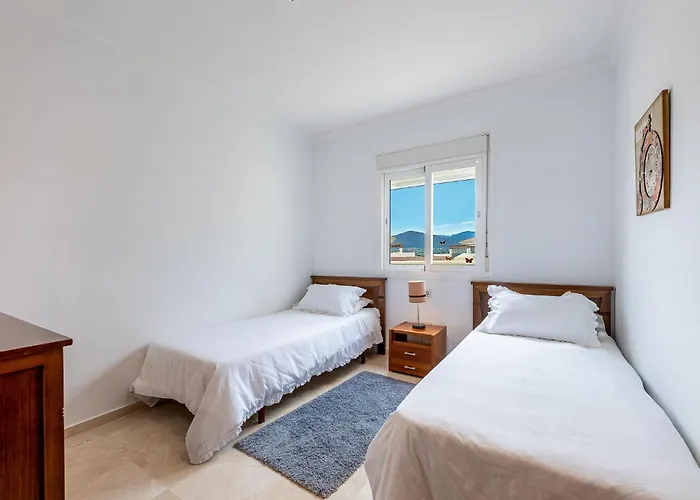 Fantastic 4 Bed La Cala Hills Apartament *