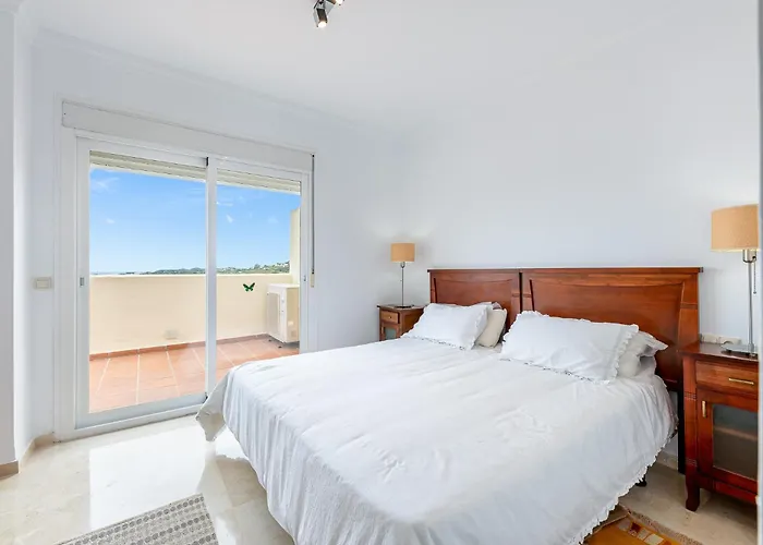 Fantastic 4 Bed La Cala Hills *